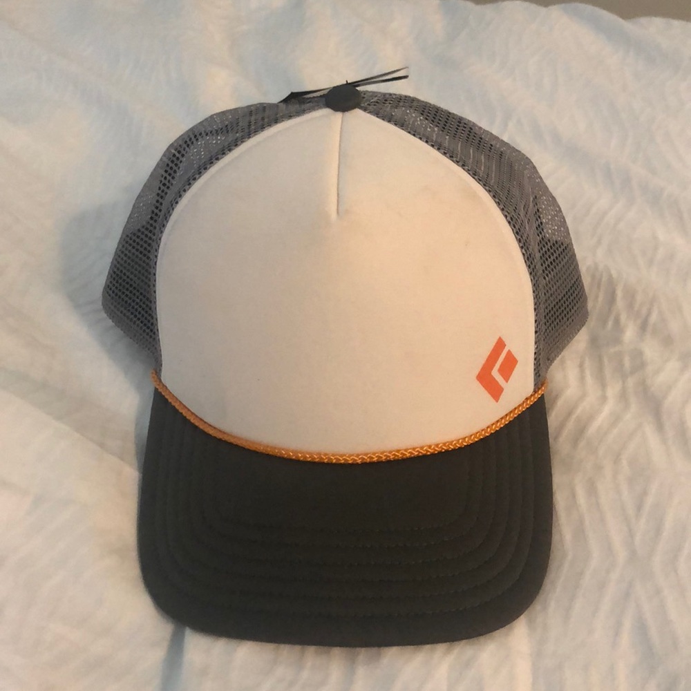 Black Diamond Granite White Trucker Hat